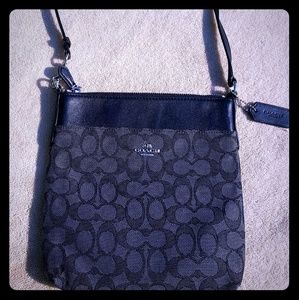 COACH Messenger Crossbody in Signature Jacquard